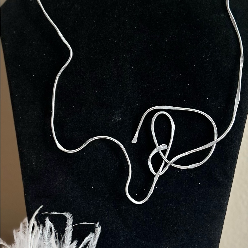 Elegant Silver aluminum Necklace